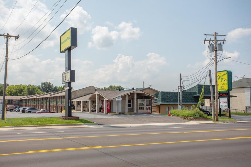 Glenstone place extended stay motel Motel in Springfield