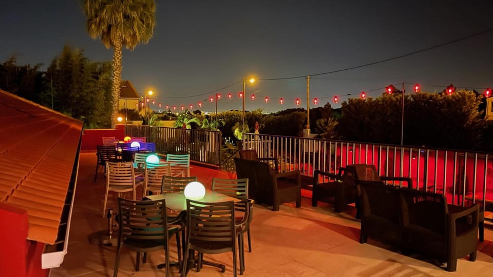 Villa 3 Caparica - Lisbon Gay Beach Resort Hotel in Costa da Caparica