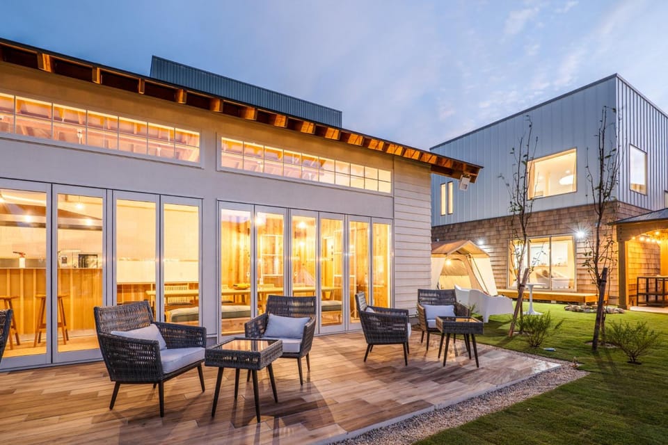 NAGAHAMA lifestyle glamping hotel Hotel in Shiga, Japan