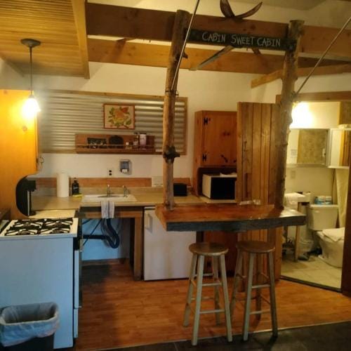 Big Bear Lake - Tulip Lane Cabin #26 Hotel in Big Bear