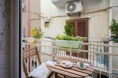 Mimi's Rooms - Charming Old Town Hotel in Bari