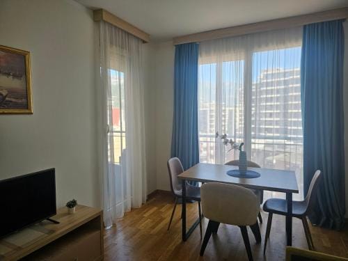 Olimp Lux Hotel in Budva