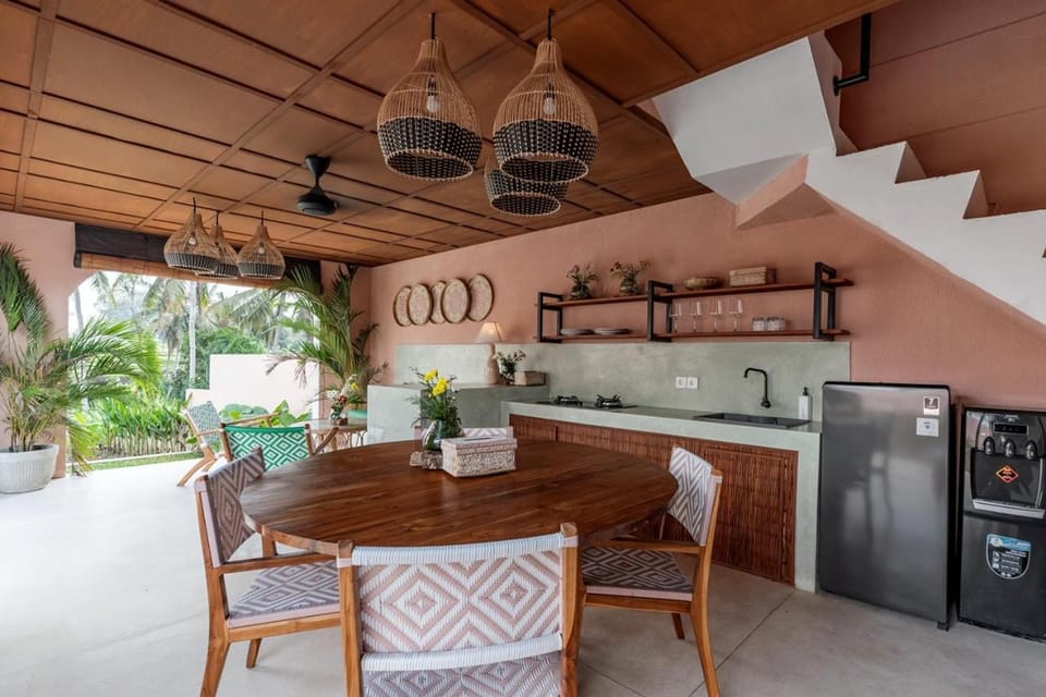 Woywoy Escape Tabo - Adults Only Lodge in Abiansemal