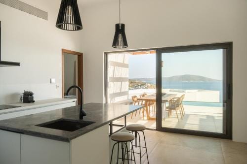 Kavos Villas Skyros Hotel in Euboea