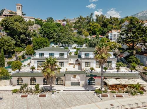 Villa Swisslion Hotel in Montenegro