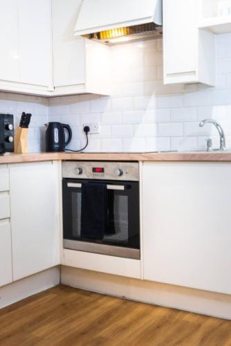Cozy 4-guest Getaway In The Heart Of Ipswich Hotel in Ipswich