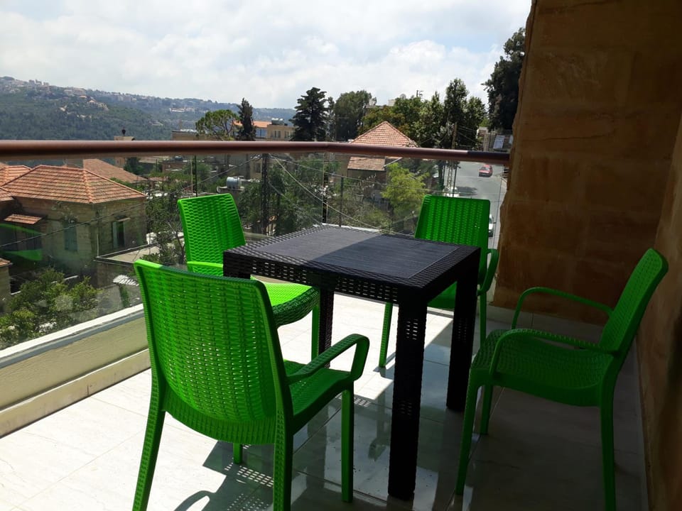 Suiteness Deir el qamar Motel in Africa