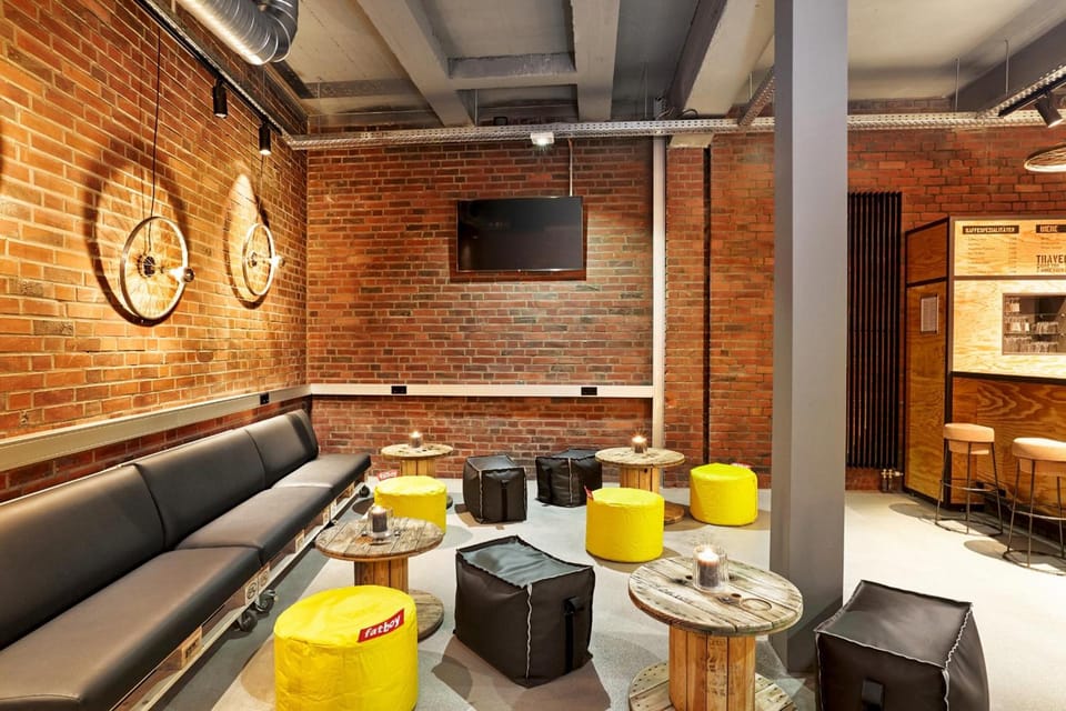 Bar/lounge