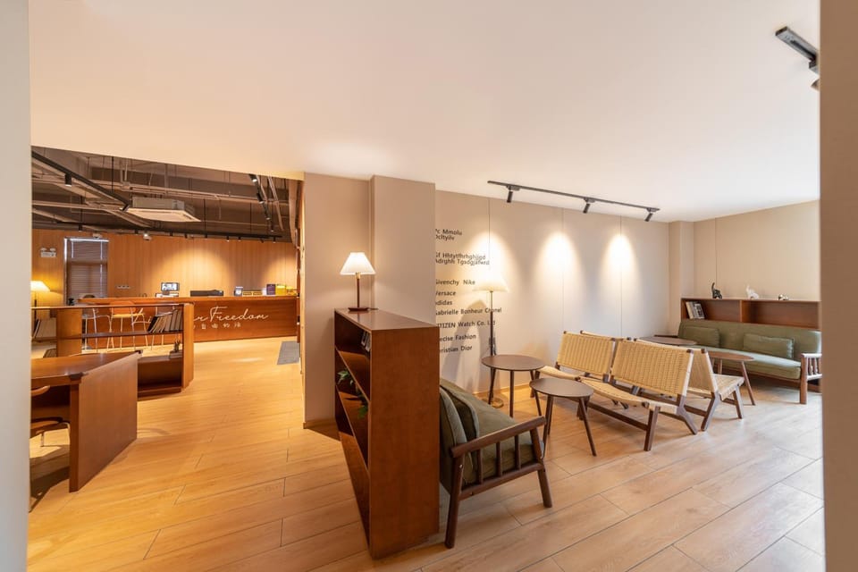 Captain 5 Youth Hotel-Xianxia Road Branch Hotel in Shanghai