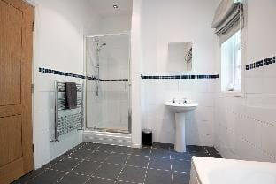 Apartment 4 - The Grove Hotel in Durham