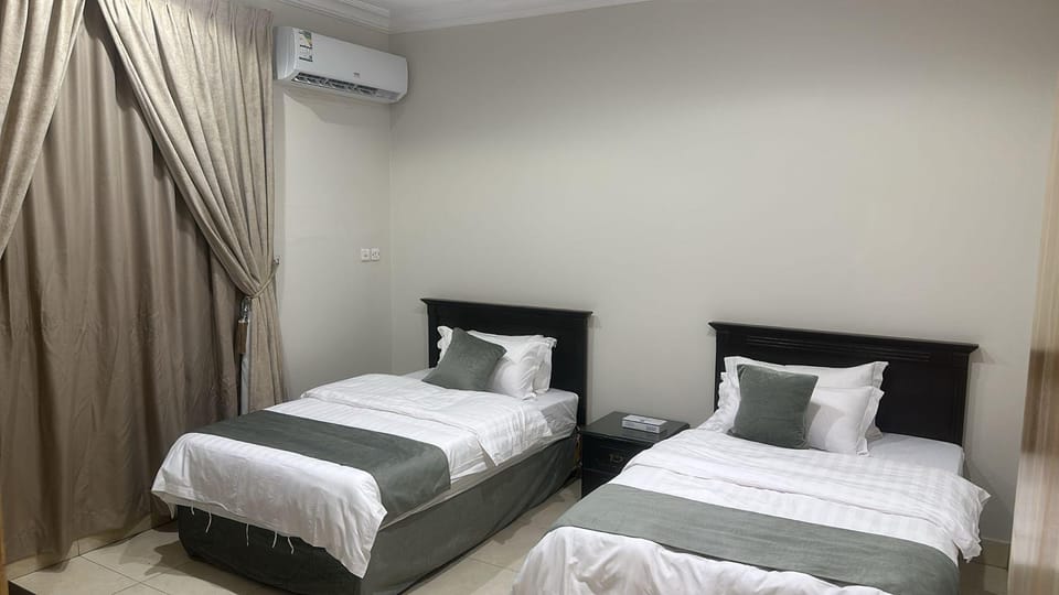 Al-Prince Al-Dhahabi, Al Salam District Apartment hotel in Riyadh Province