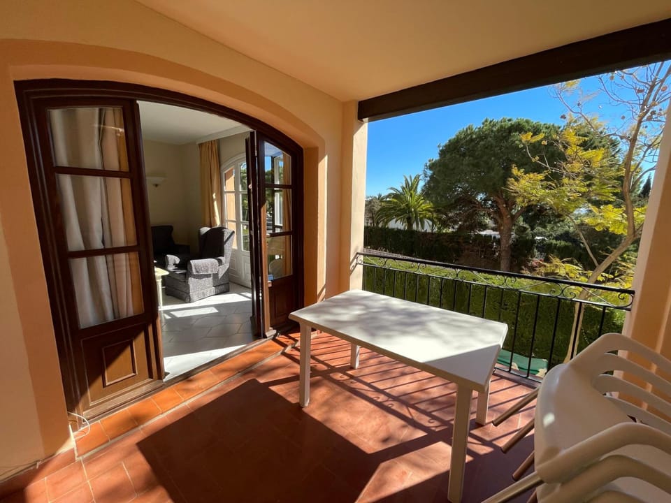 Apartamentos El Toro Hotel in Marbella
