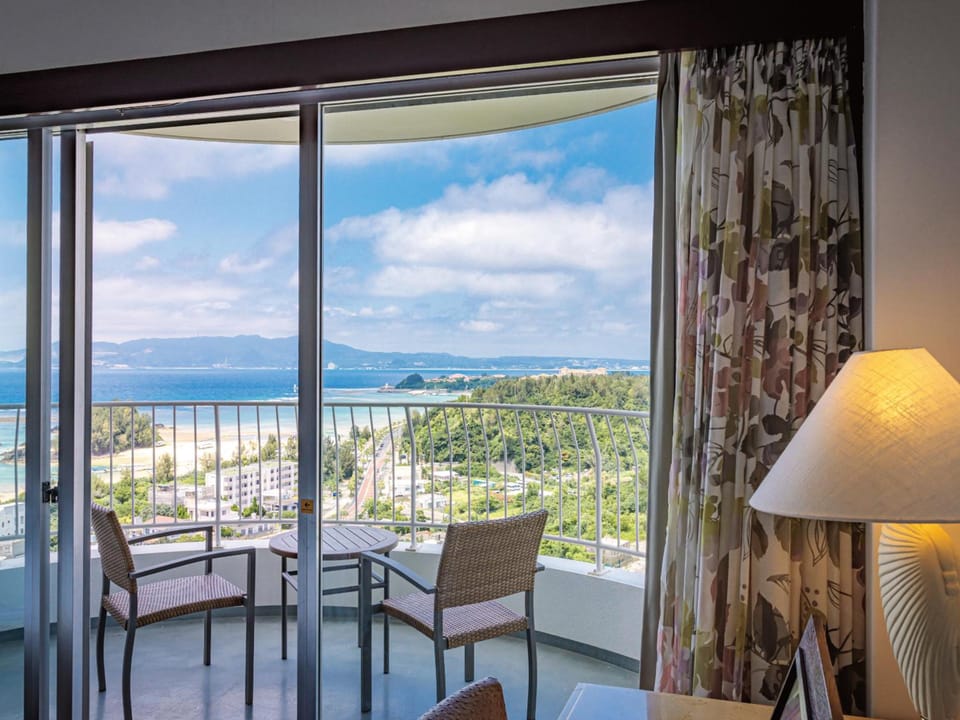 Okinawa Kariyushi Beach Resort Ocean Spa Hotel in Okinawa Prefecture