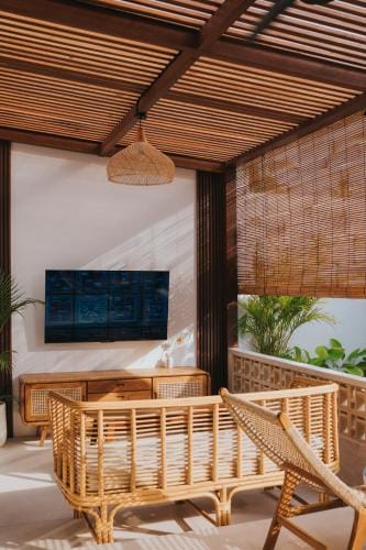 Brandon Villa Lovina with Private Pool Hotel in Bali