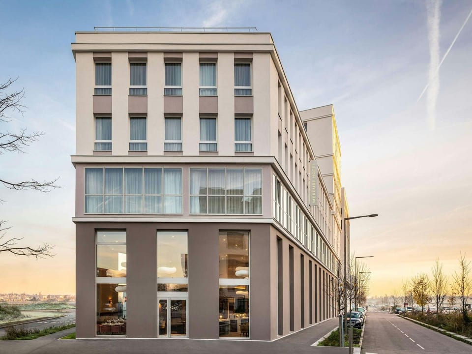 Mercure Acheres St Germain en Laye Hotel in Saint-Germain-en-Laye