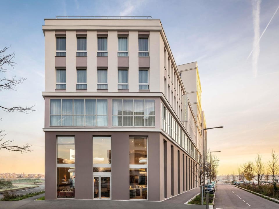 Mercure Acheres St Germain en Laye Hotel in Saint-Germain-en-Laye