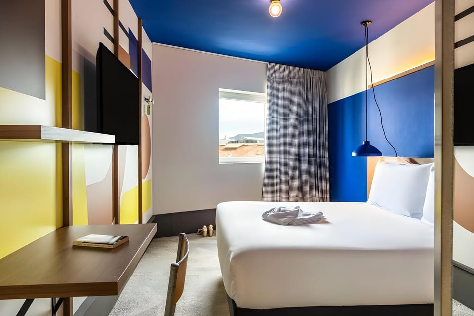 greet hotel Marseille Parc Chanot Velodrome Hotel in Marseille