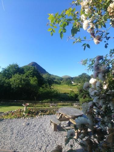 Kirkstile Inn Hotel in Copeland District