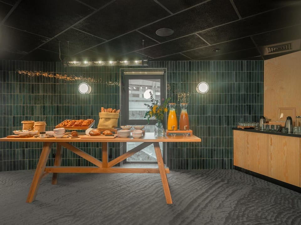 Eklo Hotels Paris Porte de Versailles Hotel in Vanves