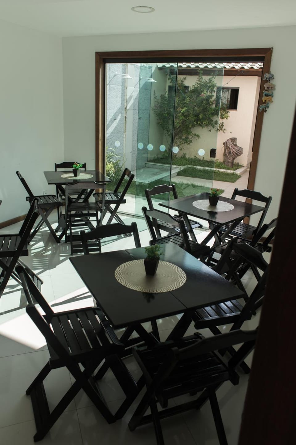 Enseada Hostel Hostel in Vila Canaa