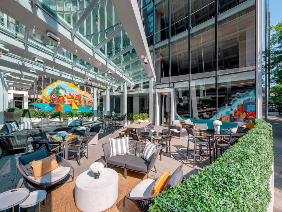 Sofitel Chicago Magnificent Mile Hotel in Streeterville