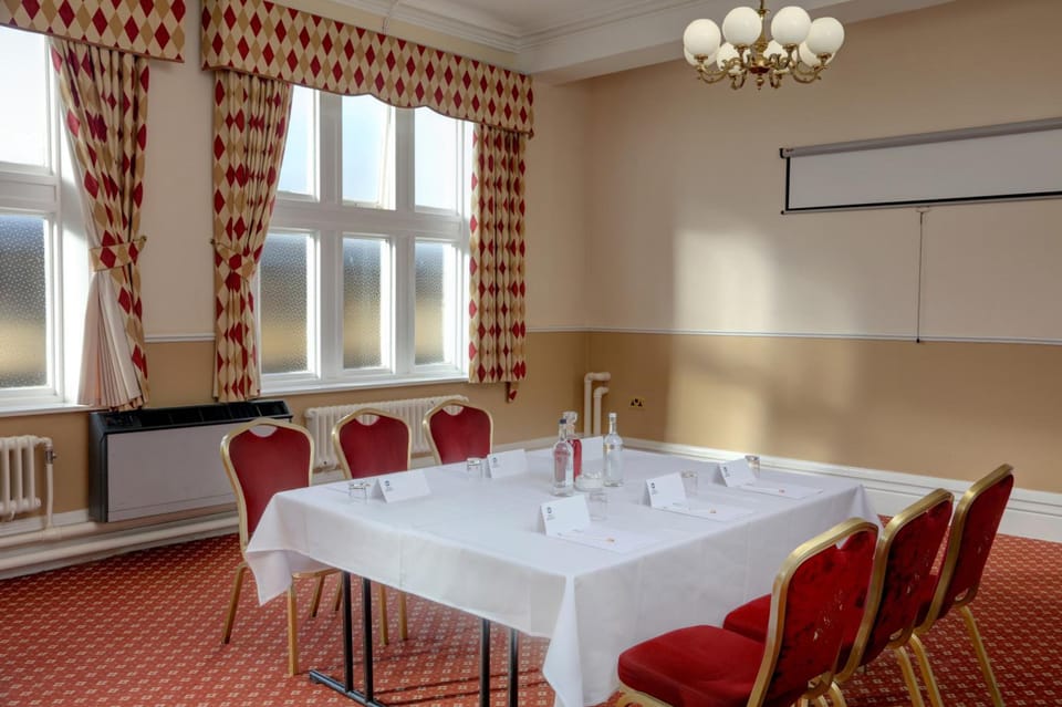 Crewe Arms Hotel Hotel in Crewe