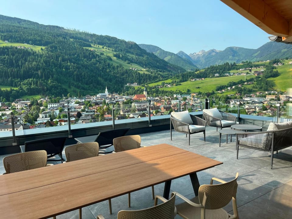 Pure Alpine Suites Hotel in Schladming
