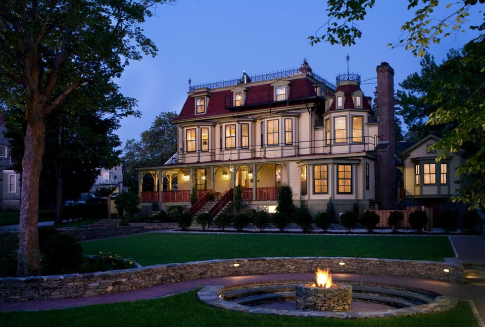 The Cliffside Inn Hotel in Newport