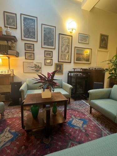 Palazzo Bracciolini Nel cuore della citta Hotel in Pistoia