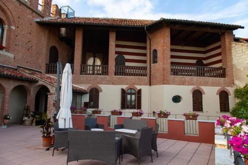 Castello Mellana Hotel in Piedmont