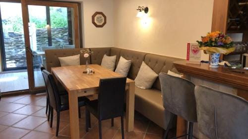 Rheinliebe Bistro und Pension Hotel in Mainz-Bingen