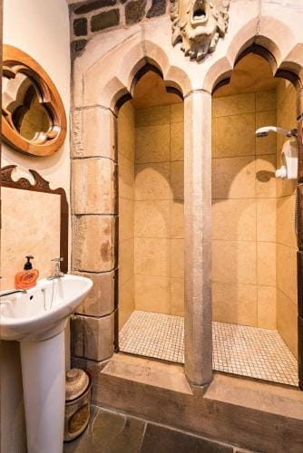 Heathfield Hall, Hillsborough - The Reflectory Hotel in Northern Ireland
