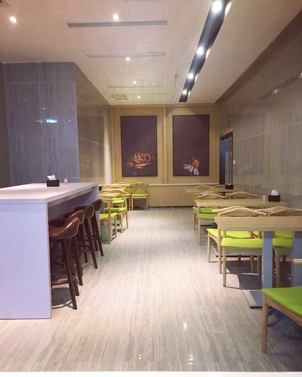 IU Hotels·Hefei Lujiang Andeli Plaza Hotel in Jiangsu
