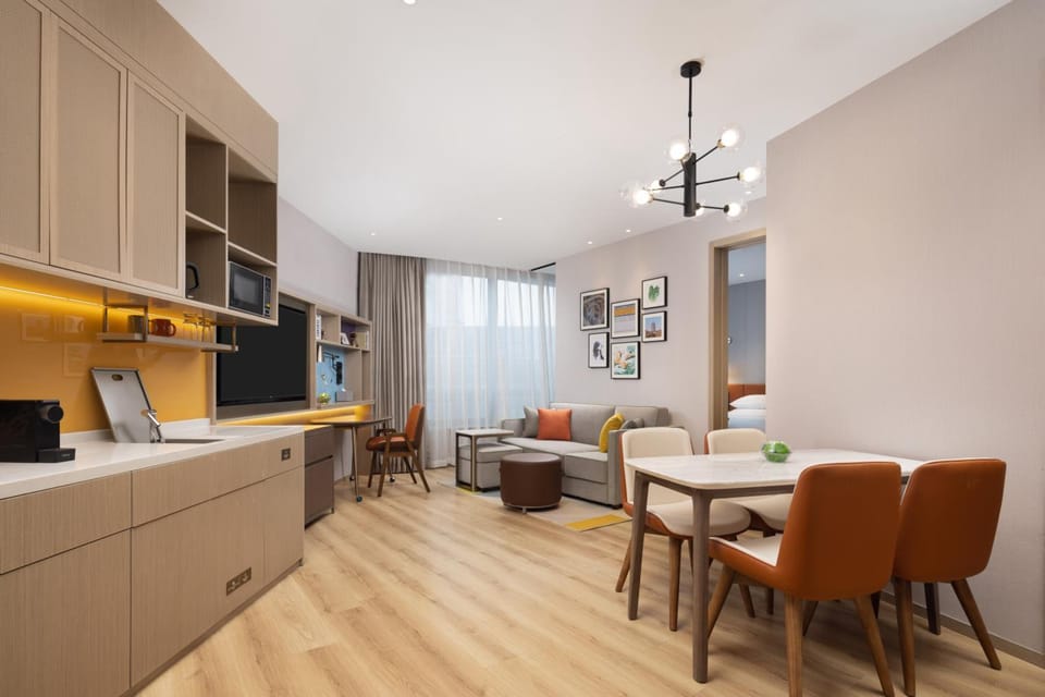 Home2 Suite by Hilton Hangzhou East Railway Station Hotel in Hangzhou