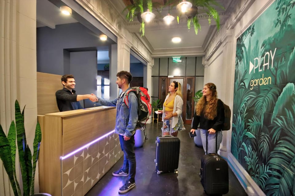 Play Hostel Garden Hostel in Buenos Aires