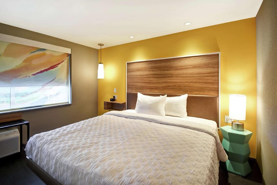 Guestroom