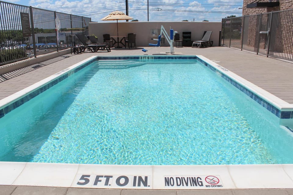 Comfort Suites - South Austin Hotel in South Congress