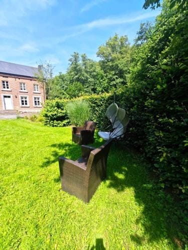 Harmonie et les fees du Flavion - chambres Hotel in Wallonia, Belgium