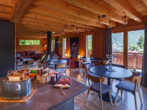 Chalet LE VAL NESS Hotel in Les Gets