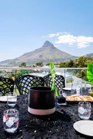 Elegant Apartment w Ocean Views Quenera Apartment Hotel in Cape Town