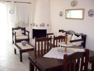 Skyros Luxury Poolside Getaway Hotel in Euboea