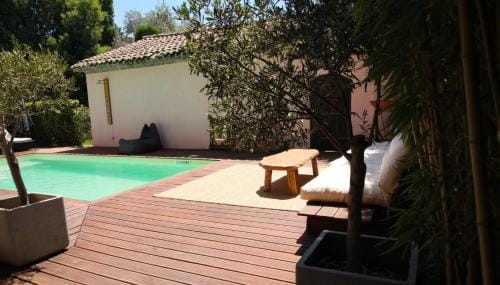 Hebe la villa Hotel in Gassin