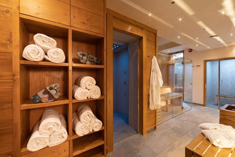 Hotel Bouton d'Or - Courmayeur Hotel in Courmayeur
