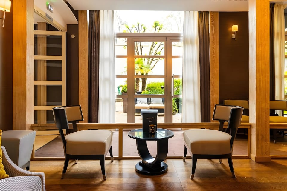 Hotel Ampere Hotel in Paris