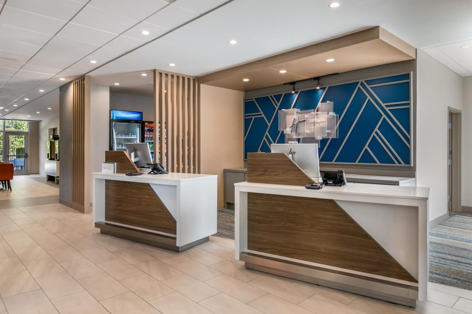 Holiday Inn Express Savannah Gateway By IHG Hotel in Savannah