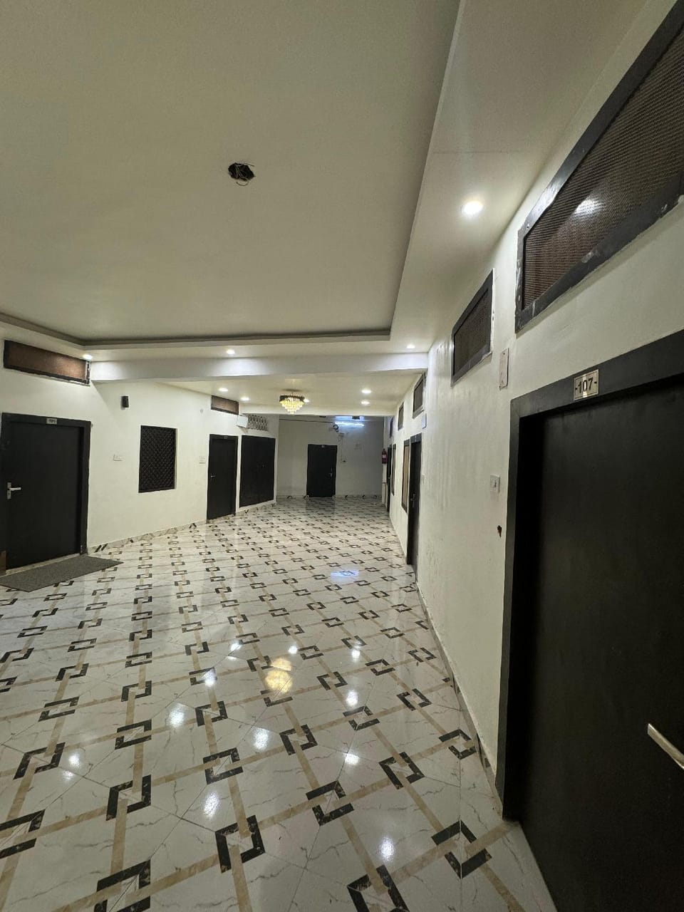 The krishna palace Hotel in Uttar Pradesh