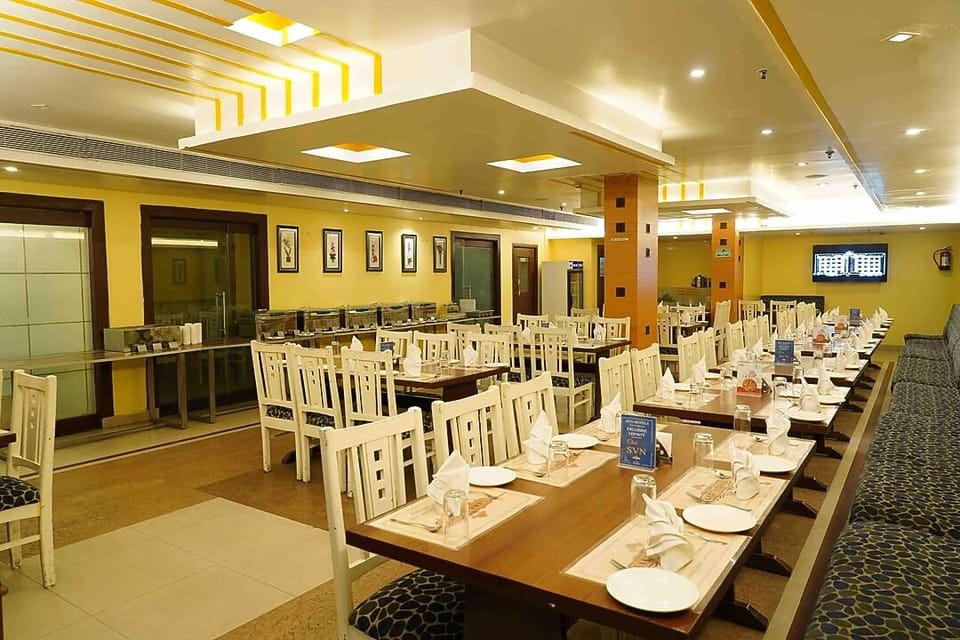 HOTEL SVN LAKE PALACE Hotel in Andhra Pradesh
