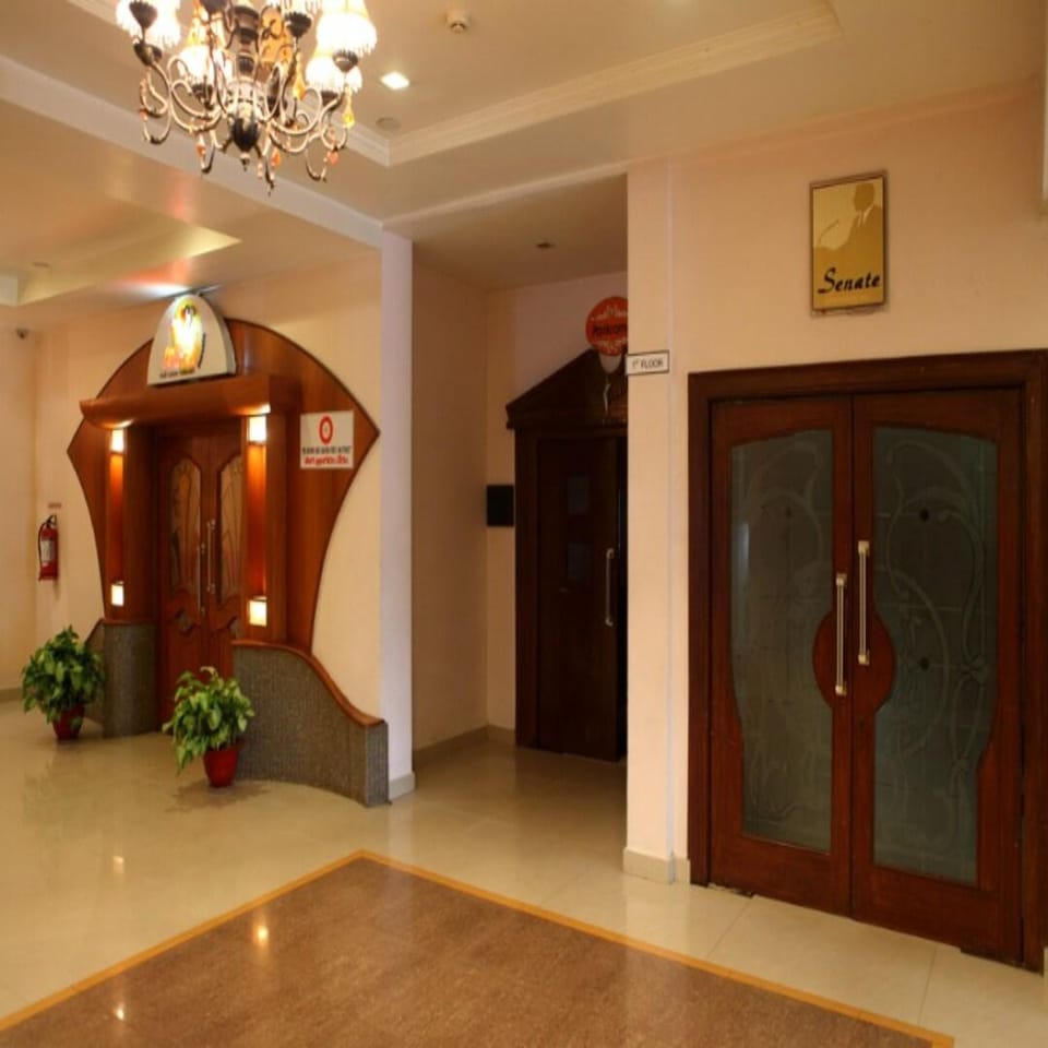 HOTEL SVN LAKE PALACE Hotel in Andhra Pradesh
