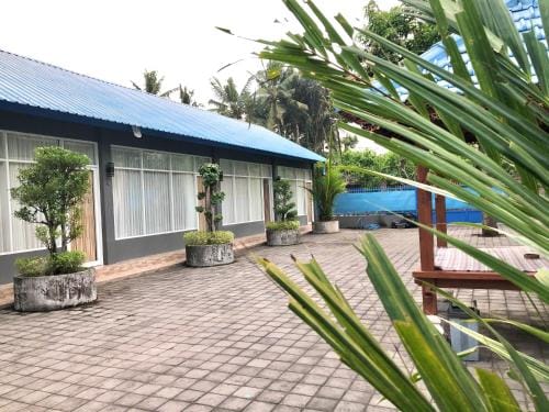 Langit Biru Guest House Hotel in Abiansemal
