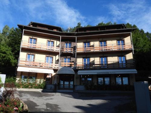 Albergo Rusen Hotel in Province of Brescia